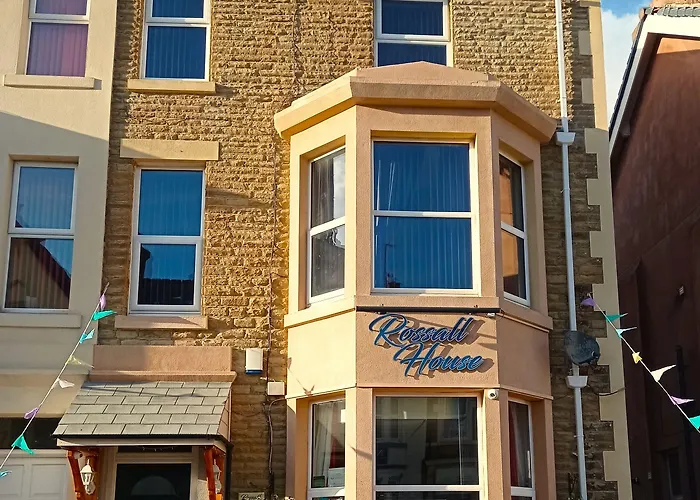 Rossall Guest House Blackpool-Ideal For Families & Couples
